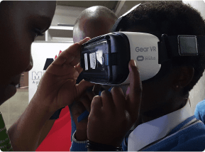 Virtual Reality Headset 
